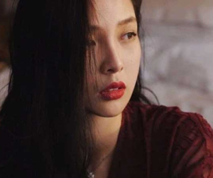 Tôi suy sụp khi chồng có ý định mang vợ 'tặng' cho đồng nghiệp