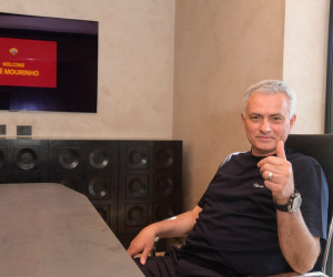 Jose Mourinho vẫn cứ là người tình tuyệt vời của người Ý