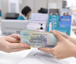 Dư tiền tỷ, chọn ngân hàng lãi suất cao gửi ăn lãi