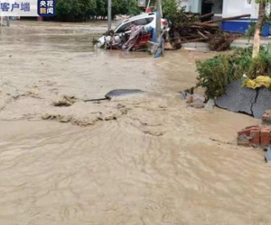 Mưa lớn tiếp tục đe dọa Trung Quốc, người dân lo sợ sẽ có thảm họa 'nghìn năm có một'