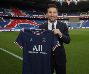 CHÍNH THỨC: Messi ra mắt PSG, nhận ngay số áo đặc biệt