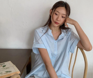 Áp dụng ngay cách phối đồ của gái Hàn, chị em dù làm việc ở nhà cũng vẫn xinh xắn, trẻ trung hết nấc