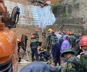 Sạt lở đất vùi lấp 4 người ở thành phố Hạ Long