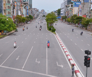Nhiều phương tiện ngang nhiên vi phạm luật giao thông trong những ngày chống dịch