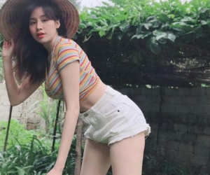 Bà Tưng phản ứng khi có người inbox gạ gẫm 'job đi tiệc'