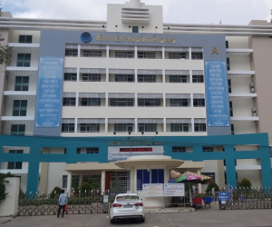 Tiền Giang: Một sản phụ nghiện ma túy nhiễm Covid-19, trèo tường trốn viện