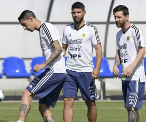 Di Maria: Aguero như muốn tự sát sau khi Messi rời Barca