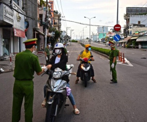 TPHCM giãn cách xã hội thêm 30 ngày, loại hình kinh doanh nào được hoạt động?