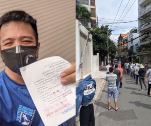 Nhiều bạn trẻ hào hứng tiêm vaccine Sinopharm: 'Mình có thể chọn tiêm hoặc không, nhưng không thể chọn dương hay âm tính với COVID-19'