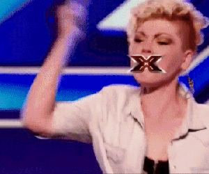 Màn casting bạo lực nhất X-Factor: Thí sinh ném mic, chửi thề, đập phá và tấn công ê-kíp khi bị loại
