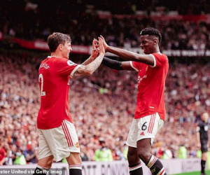 Gắn bó với MU, Pogba sẽ hưởng lương cao nhất CLB