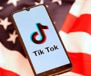 Thượng nghị sỹ Mỹ hối thúc Tổng thống Biden cấm TikTok vì nguy cơ an ninh quốc gia