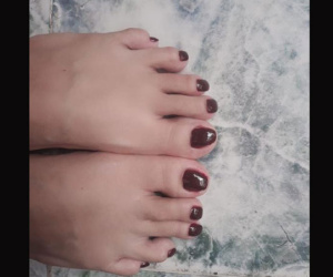 Làm nail tốn 30 nghìn đồng, người vợ bị chồng đuổi ra khỏi nhà: 'Tiền đấy tao mua được 3 bao thuốc lá nhá!'