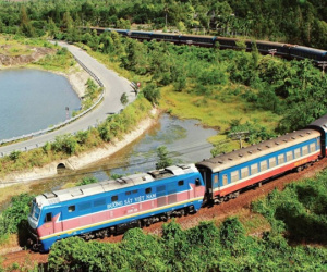 Đường sắt Việt Nam tăng cường biện pháp ngăn chặn tình trạng người dân đu bám tàu hàng để trốn kiểm soát dịch COVID-19