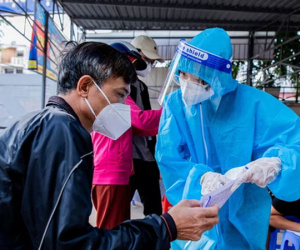 CDC Hà Nội: Số ca Covid-19 chưa giảm nhiệt, thành phố có thể phải giãn cách ít nhất 1 tuần nữa