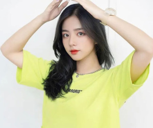 'Hotgirl ảnh thẻ' mở diễn đàn trả lời chuyện trinh tiết 18+: 'Cái màng 1 cm không có ý nghĩa'