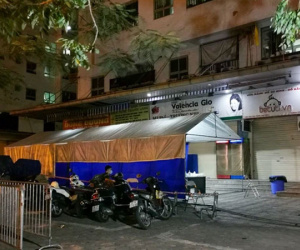 Hà Nội: Phong tỏa tạm thời, dựng lều dã chiến tại tòa HH4C Linh Đàm để siết chặt phòng chống Covid-19