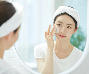 5 sữa rửa mặt làm sạch sâu lỗ chân lông mà không làm khô da, chị em nào cũng cũng mê