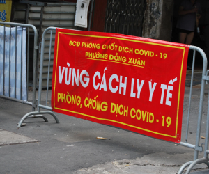 Hà Nội phong tỏa một con ngõ trong phố cổ, cách ly hơn 90 hộ dân