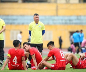 ĐKVĐ V-League bất ngờ hội quân sớm, chờ ‘vượt mặt’ HAGL