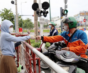 Vì sao không tiếp xúc F0, tự nhiên mắc COVID-19?