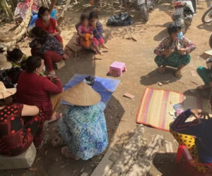 Bắt quả tang 12 phụ nữ đánh bài ăn tiền trong lúc giãn cách