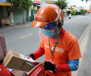 Các sàn thương mại điện tử giao hàng như thế nào từ 23-8?
