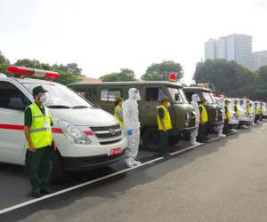 Cận cảnh đội hình xe cứu thương Bộ Quốc phòng điều động đến TP.HCM tham gia chống dịch Covid-19