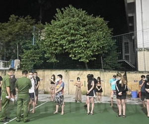 Nhóm thanh niên liên tỉnh rủ nhau 'chơi' ma túy trong nhà nghỉ