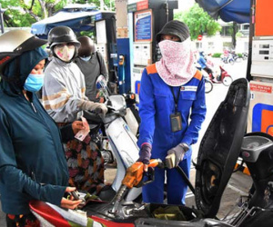 Bộ Công Thương yêu cầu ưu tiên sử dụng nguồn xăng dầu trong nước