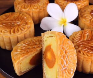 Nhiều nơi đã ngưng sản xuất, hàng bánh Trung thu truyền thống nổi tiếng Hà Nội ra sao?