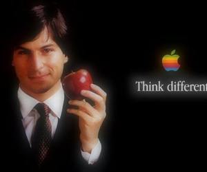 Chưa tốt nghiệp đại học và chẳng viết nổi một dòng code, bí kíp nào đã giúp Steve Jobs tạo nên đế chế công nghệ Apple hàng nghìn tỷ USD?