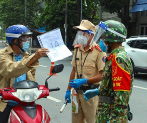 Hướng dẫn 11 nội dung giấy đi đường, gỡ ách tắc hàng hóa