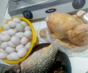 Lương 30 triệu cuối tháng hết sạch, vợ chồng trẻ khổ sở xin 'viện trợ' từ quê