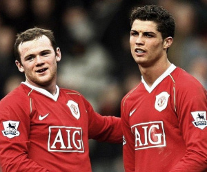 Rooney bàng hoàng khi nghe tin Ronaldo sắp gia nhập Man City: 'Chỉ có thể là vì tiền'