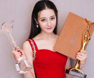 Tin đồn bùng nổ, Địch Lệ Nhiệt Ba bị điều tra vì scandal làm Thị Hậu Kim Ưng mà không ai phục, liệu có mua giải?