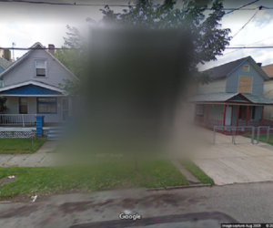 Bí ẩn về ngôi nhà 'ác quỷ' không được hiển thị trên Google Maps - nơi chôn giấu vụ bắt cóc thương tâm từng ám ảnh nước Mỹ một thời