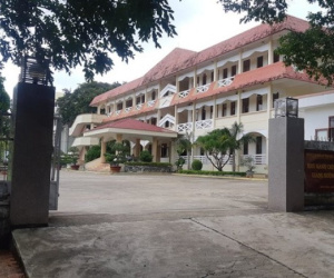 Hiệu trưởng và kế toán lập khống 20 phiếu chi, 'hốt cú chót' gần 2 tỉ đồng