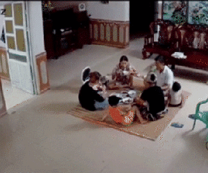 Đang ngồi quây quần ăn cơm, cả gia đình gặp tai nạn suýt chết chỉ vì một thứ mà hầu như nhà nào cũng có