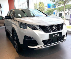 Thêm 5 ô tô giảm giá cao nhất hơn 150 triệu cuối tháng 8