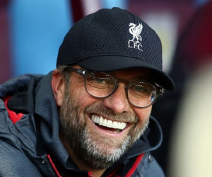 Klopp: 'Thi đấu hơn người không phải lợi thế lớn'