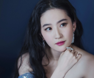 Rộ tin Lưu Diệc Phi, Tạ Đình Phong, Lý Liên Kiệt rơi vào 'tầm ngắm' sau khi Triệu Vy bị 'phong sát'