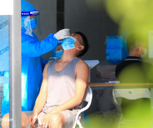 Hà Nội: Phong toả chung cư trong khu đô thị 9.000 dân, xét nghiệm tất cả người liên quan 3 ca dương tính Covid-19