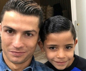 Nối gót cha, con trai Ronaldo gia nhập Manchester United