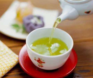 5 người nộp 50 triệu đồng vì tụ tập uống nước chè trong thời gian giãn cách