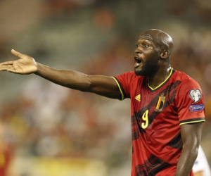 Chelsea 'nín thở' vì Lukaku chấn thương
