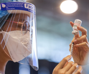 Bộ Y tế chính thức cho phép 'tiêm trộn' hai loại vaccine Covid-19