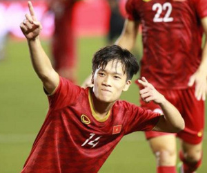 NÓNG: Rộ tin Hoàng Đức được 'đại gia' Thái Lan chào mời hợp đồng hậu hĩnh