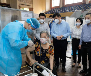 Hà Nội đạt công suất 300.000 mũi tiêm/ngày - cao nhất từ trước đến nay