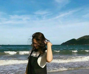 Cuộc sống của các cô dâu hào môn sau khi về nhà chồng: Người âm thầm sinh con, người lộ 'hint' mang thai từ tháng này qua tháng khác